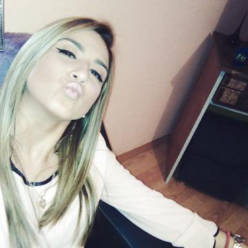 Yenthe uit Brussels Hoofdstedelijk Gewest,Belgie